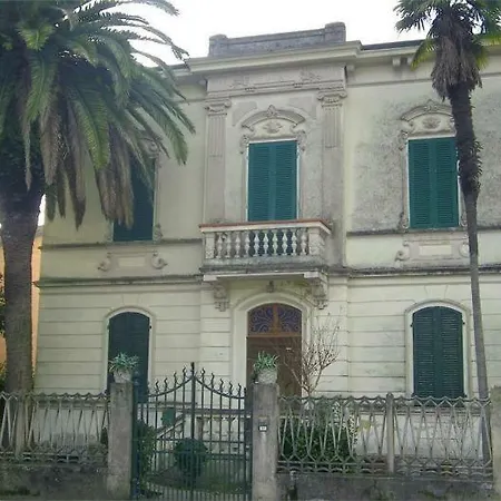 Lagomare Apartment *
